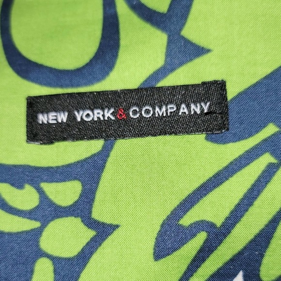 New York & Company ALine Multicolored Floral Skirt w/Side Zipper Size 6 - Picture 7 of 10